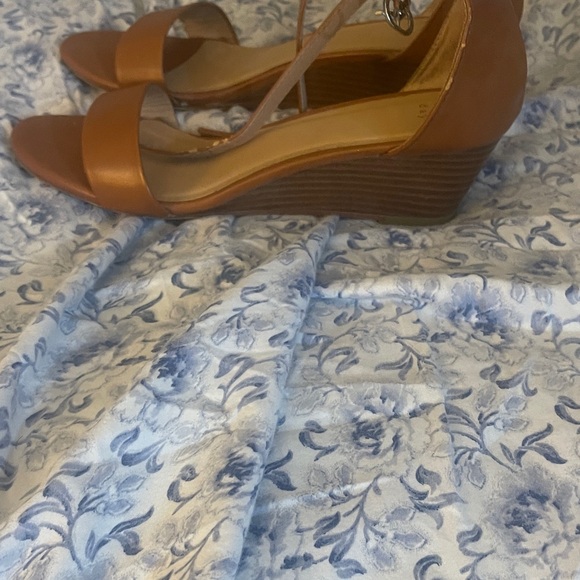 A New Day Women's Brown Sandals - Picture 7 of 9